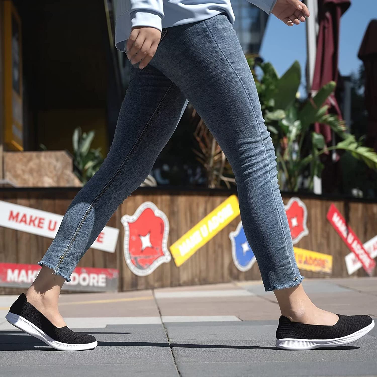 Womens Slip On Walking Shoes Breathable Mesh Casual Flats Shoes Low-Top Lightweight Loafers