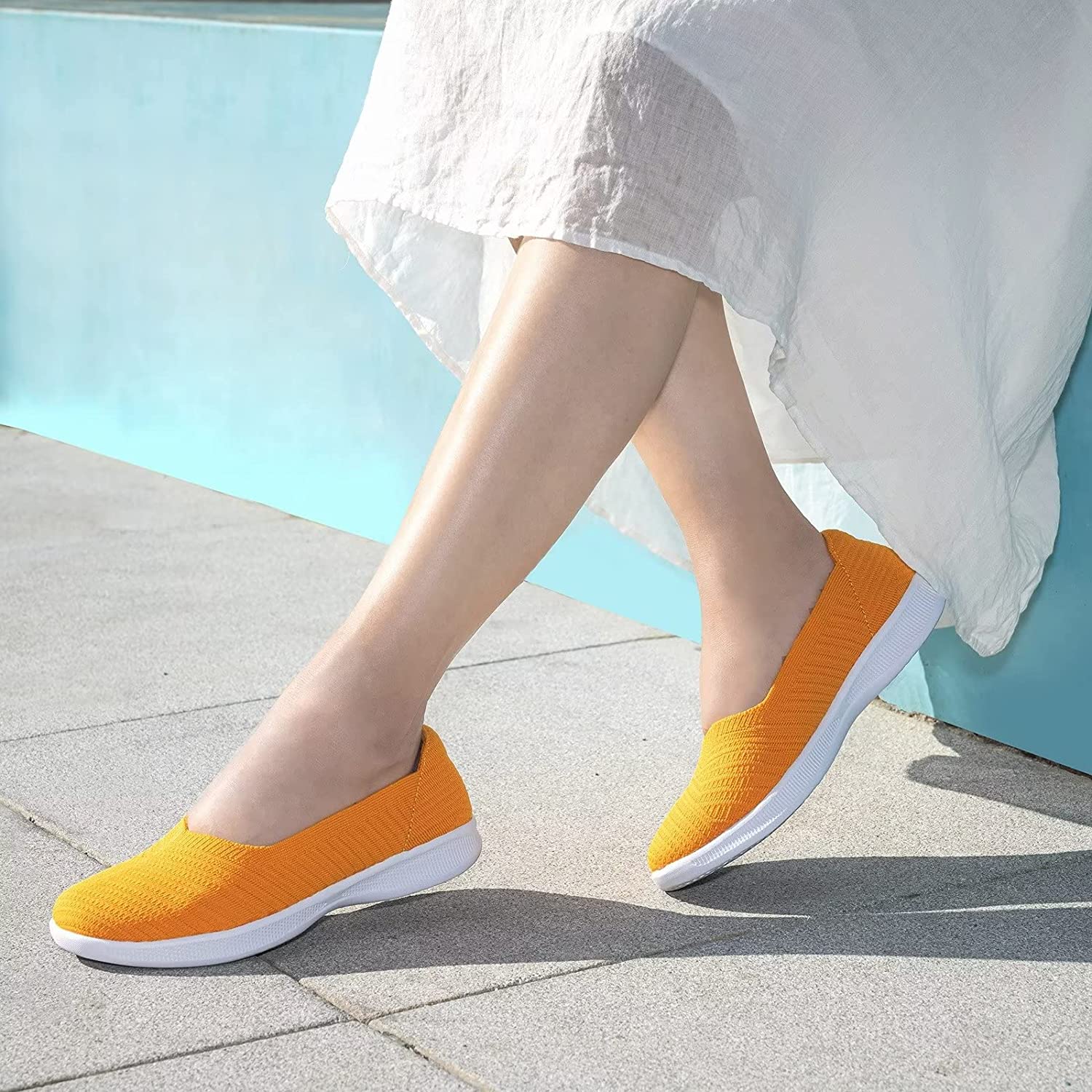 Womens Slip On Walking Shoes Breathable Mesh Casual Flats Shoes Low-Top Lightweight Loafers