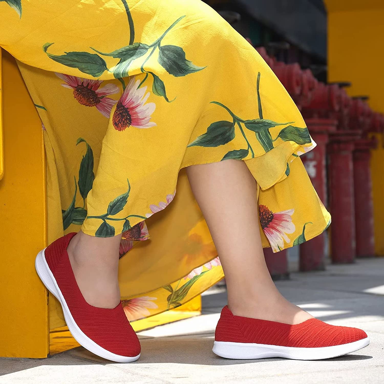 Womens Slip On Walking Shoes Breathable Mesh Casual Flats Shoes Low-Top Lightweight Loafers