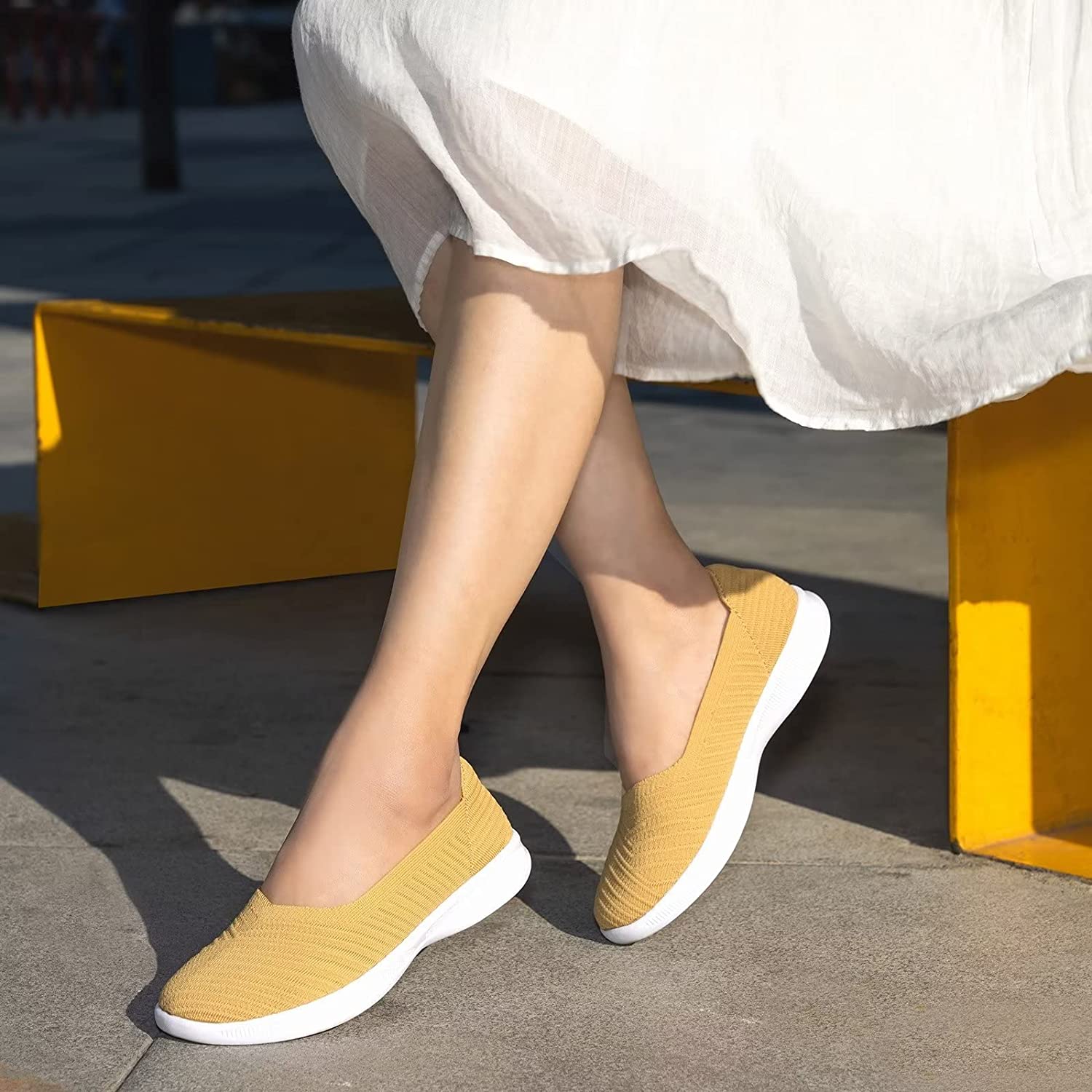 Womens Slip On Walking Shoes Breathable Mesh Casual Flats Shoes Low-Top Lightweight Loafers